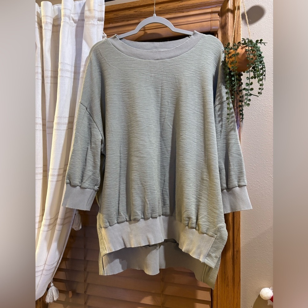 Polagram Ribbed Knit Top in Light Green